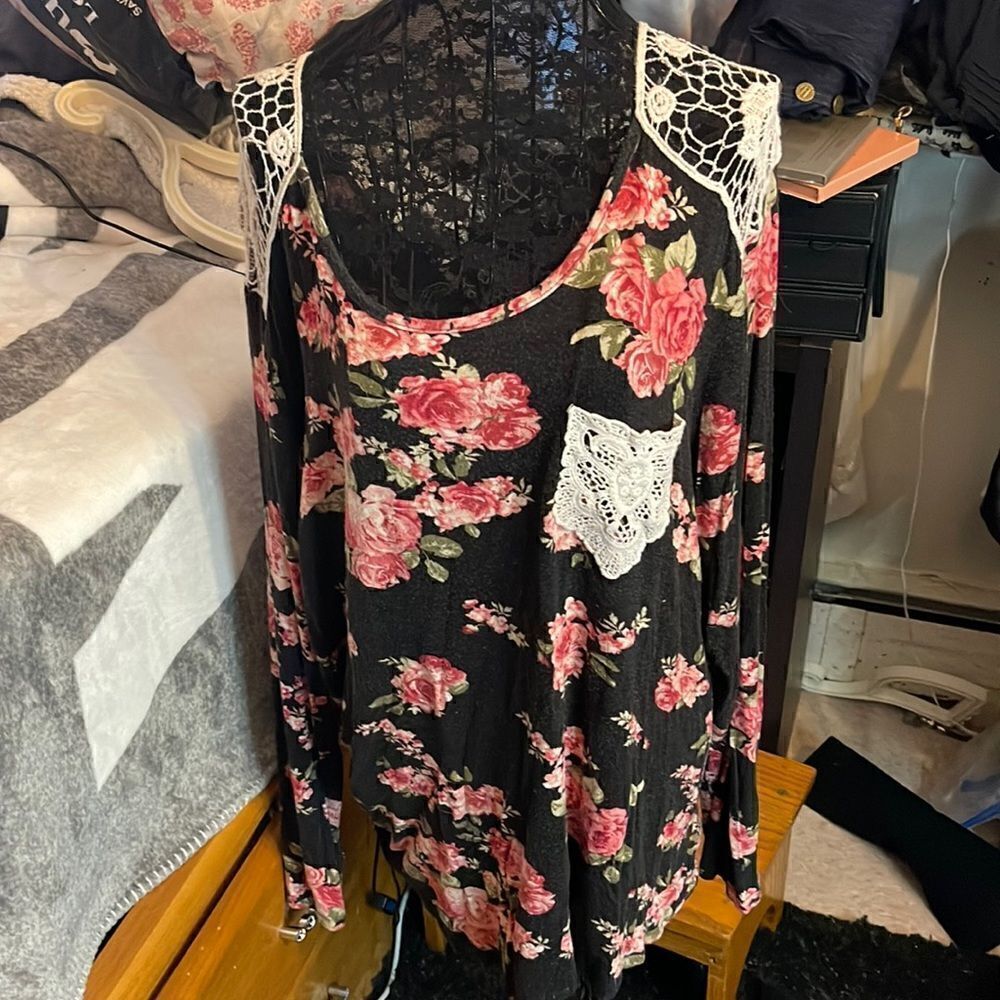 Stella tweed plus size BoHo, western stretchy macramé floral Rose top/shirt